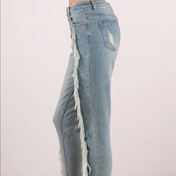 LAST CHANCE✨ Frayed High Waist Denim Fringe Jeans - Picture 3 of 4